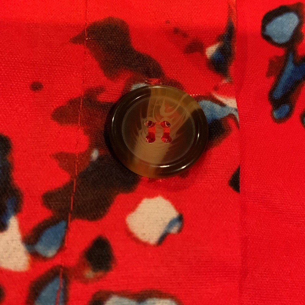 Button Down Tank - Picture 2 of 8
